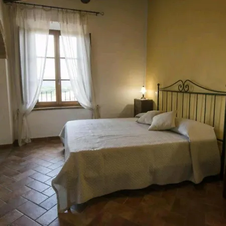 Casetta Della Pina Farm stay Monticiano